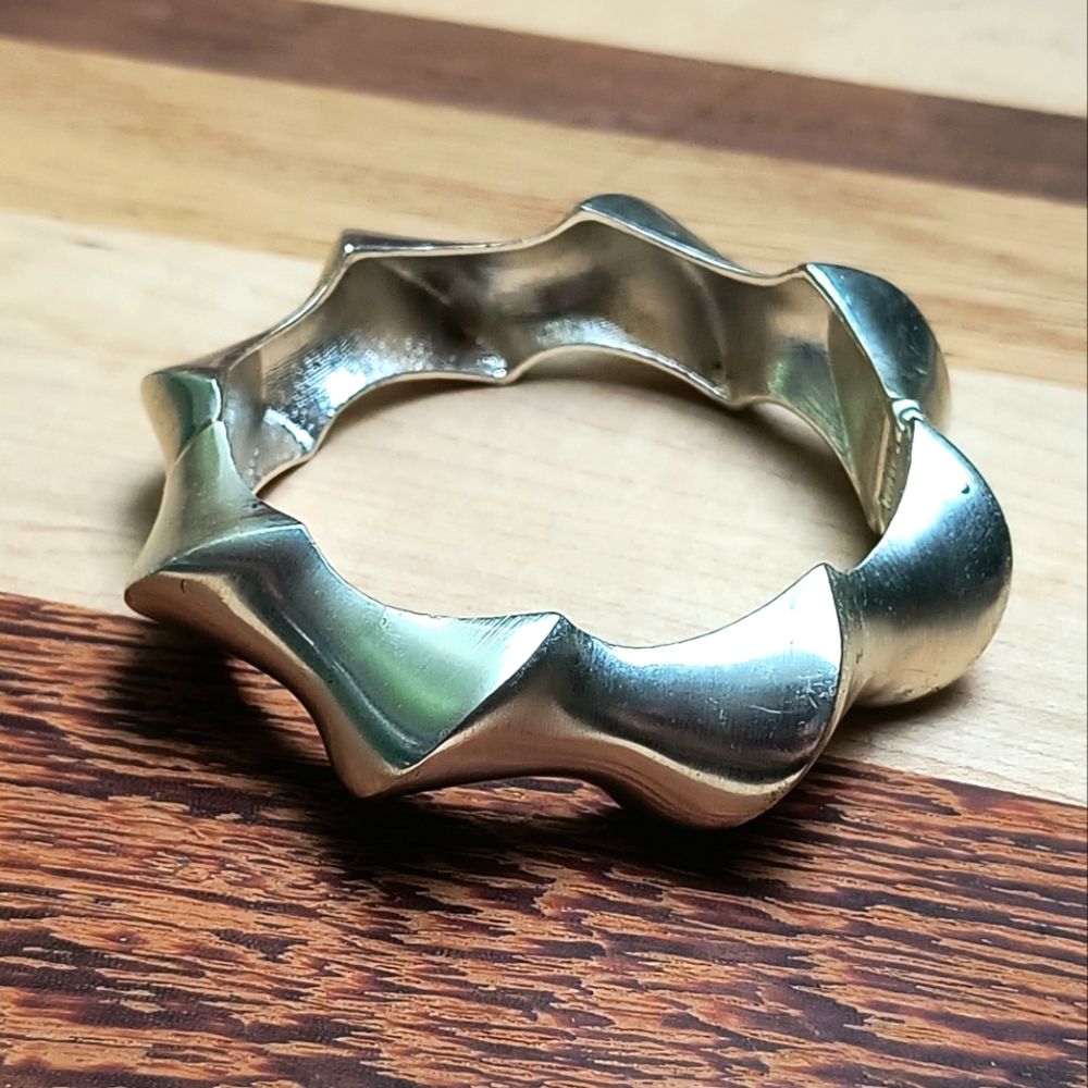 Inged Bangle Bracelet Geometric Silver Tone Metal